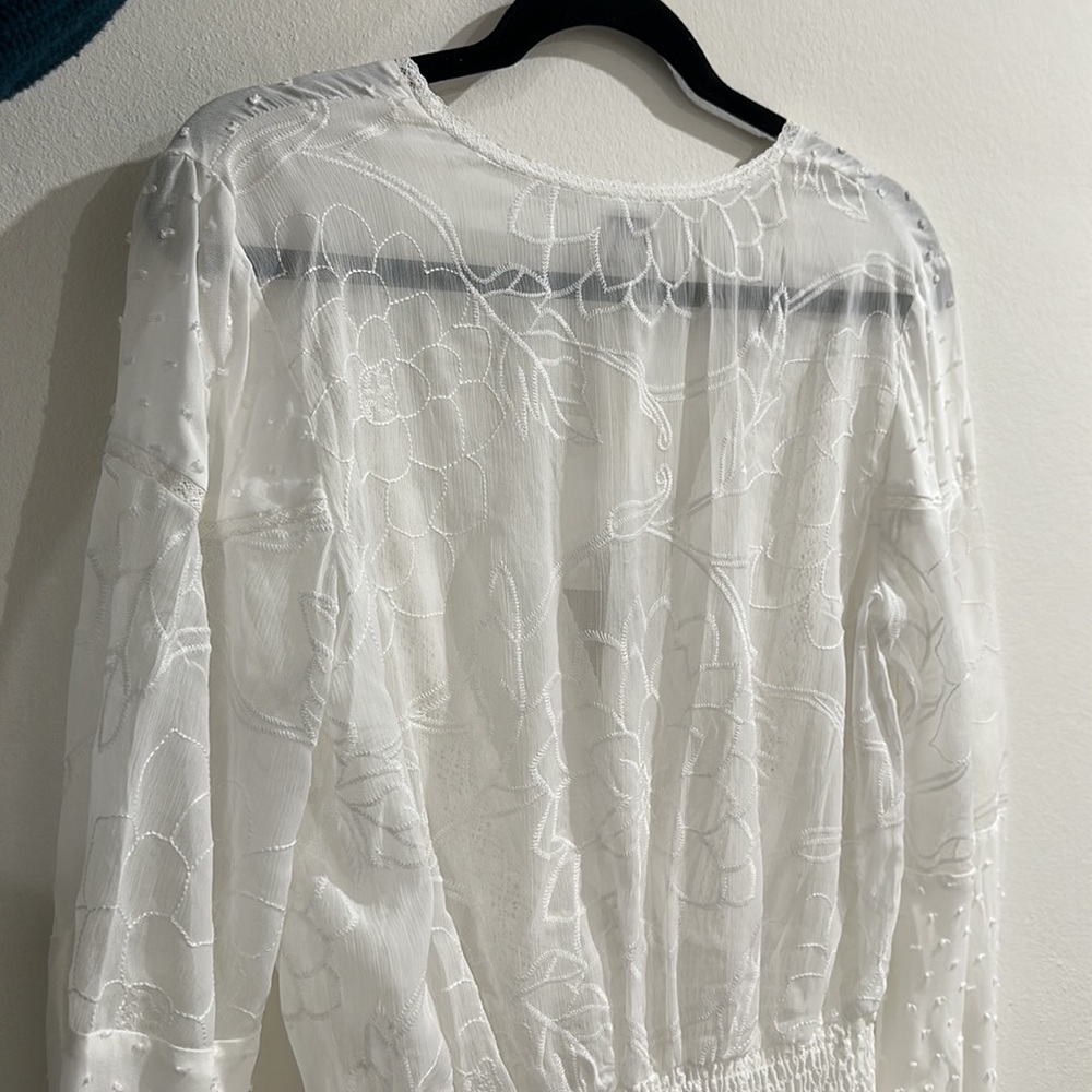 Ivory top - Picture 9 of 11